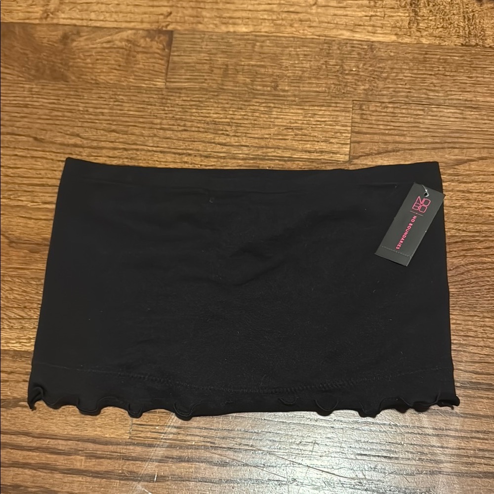 Elegant Black Women's Lettuce Trim Tube Top